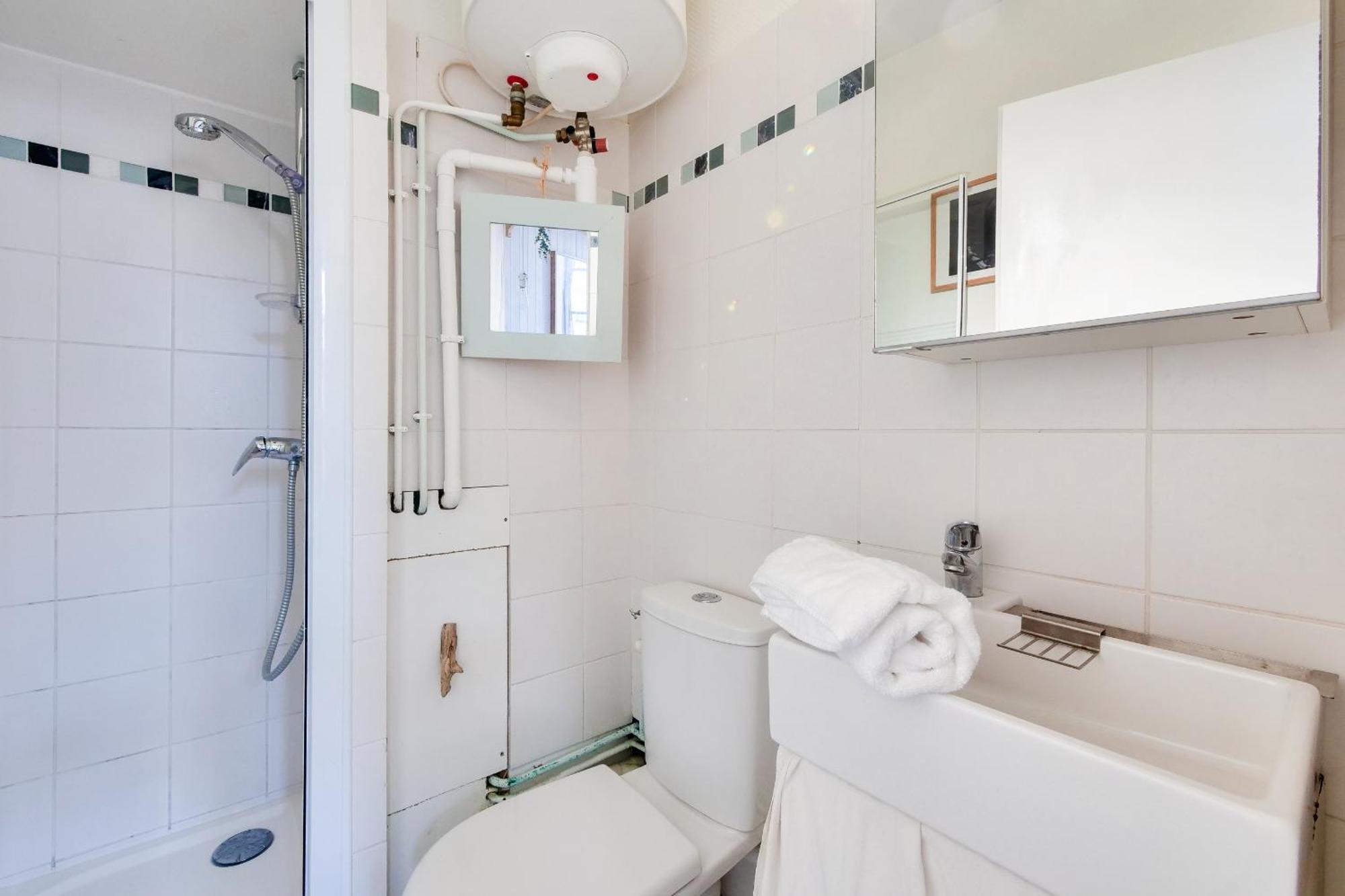 La Suite 24 - Studio Avec Terrasse A 100M Du Port De Saint-Martin-de-Ré Kültér fotó