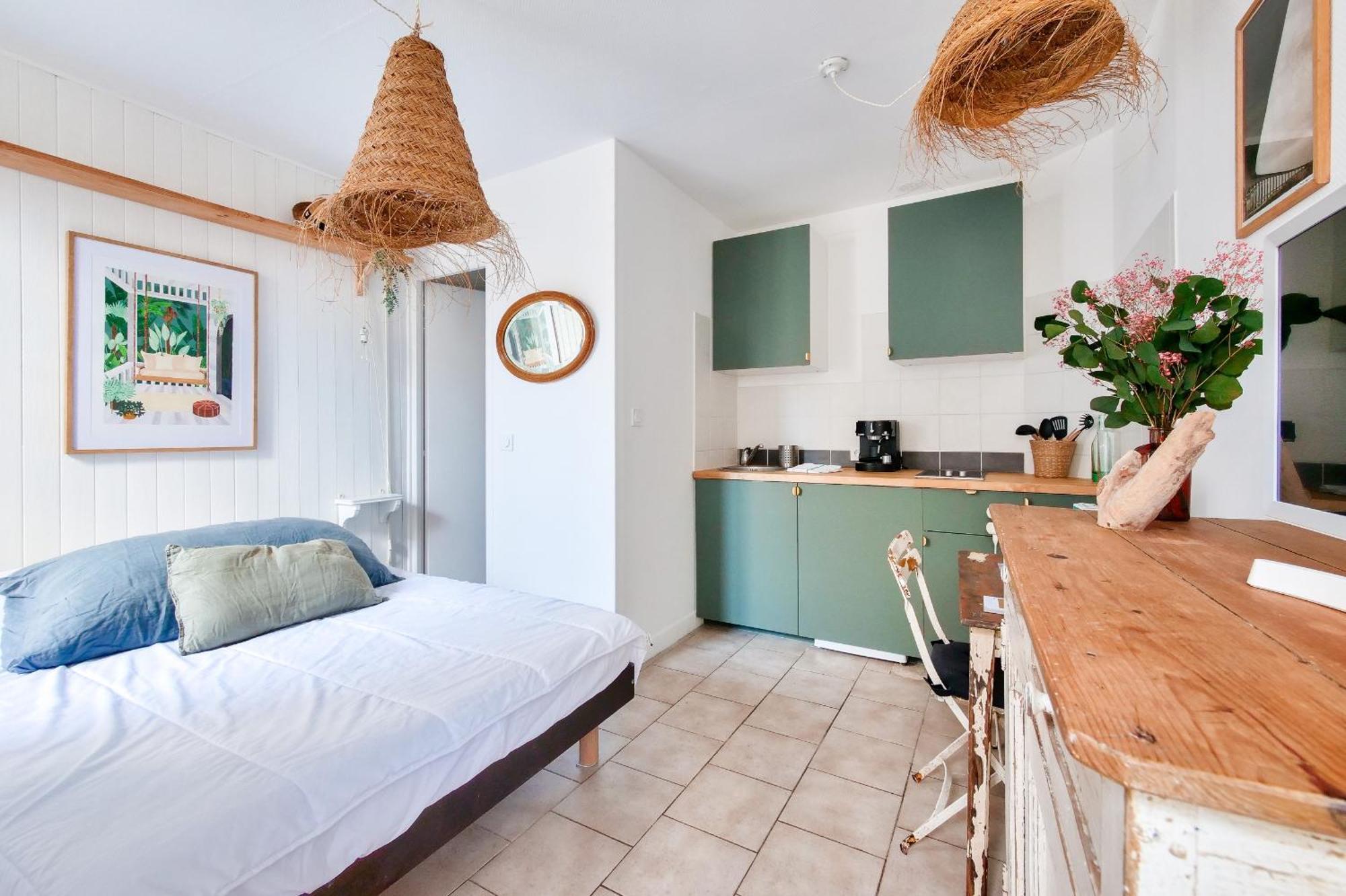 La Suite 24 - Studio Avec Terrasse A 100M Du Port De Saint-Martin-de-Ré Kültér fotó